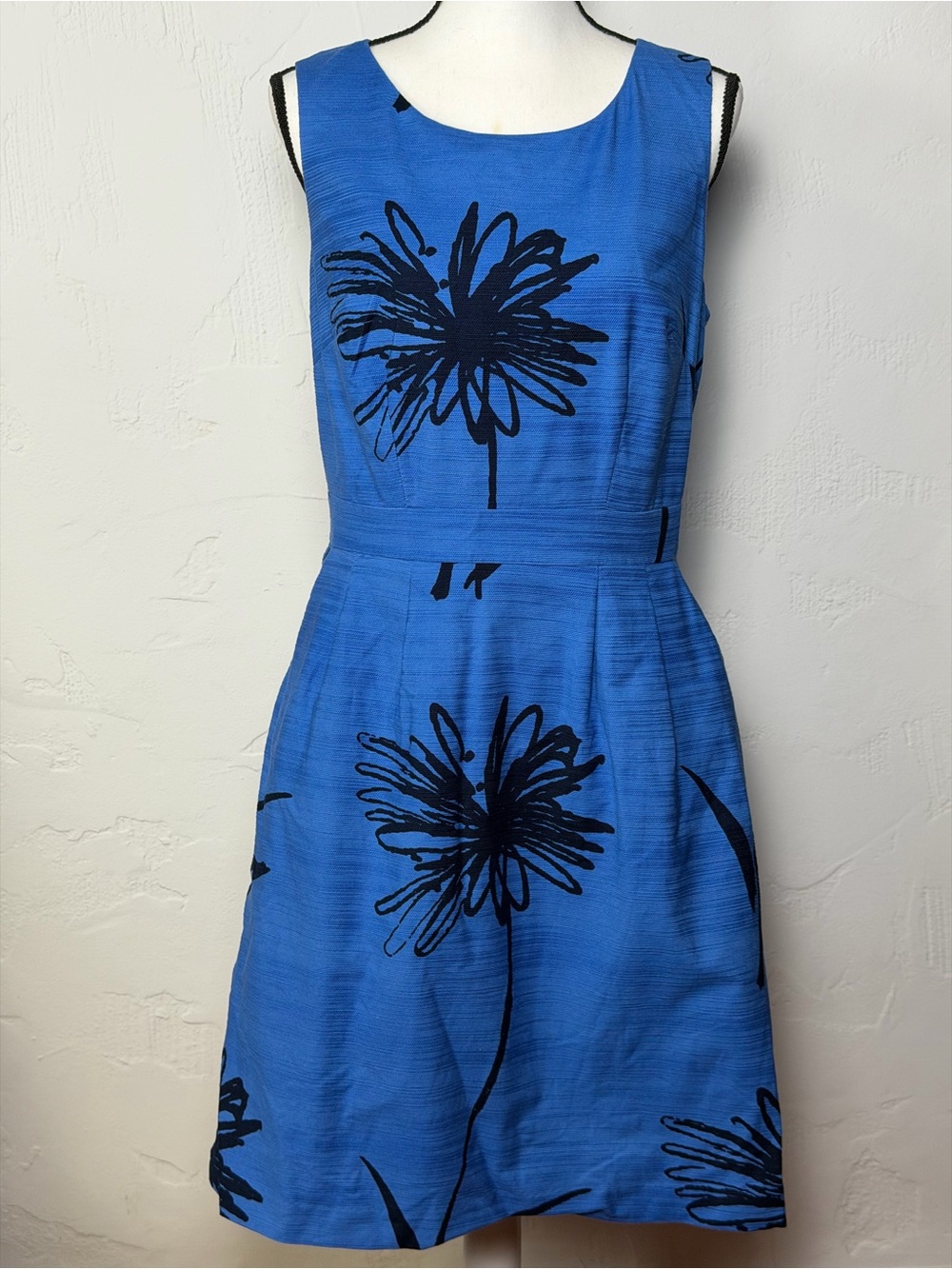 Boden Royal Blue Floral Midi Dress with Black Print- perfect size 8 - Picture 3 of 16